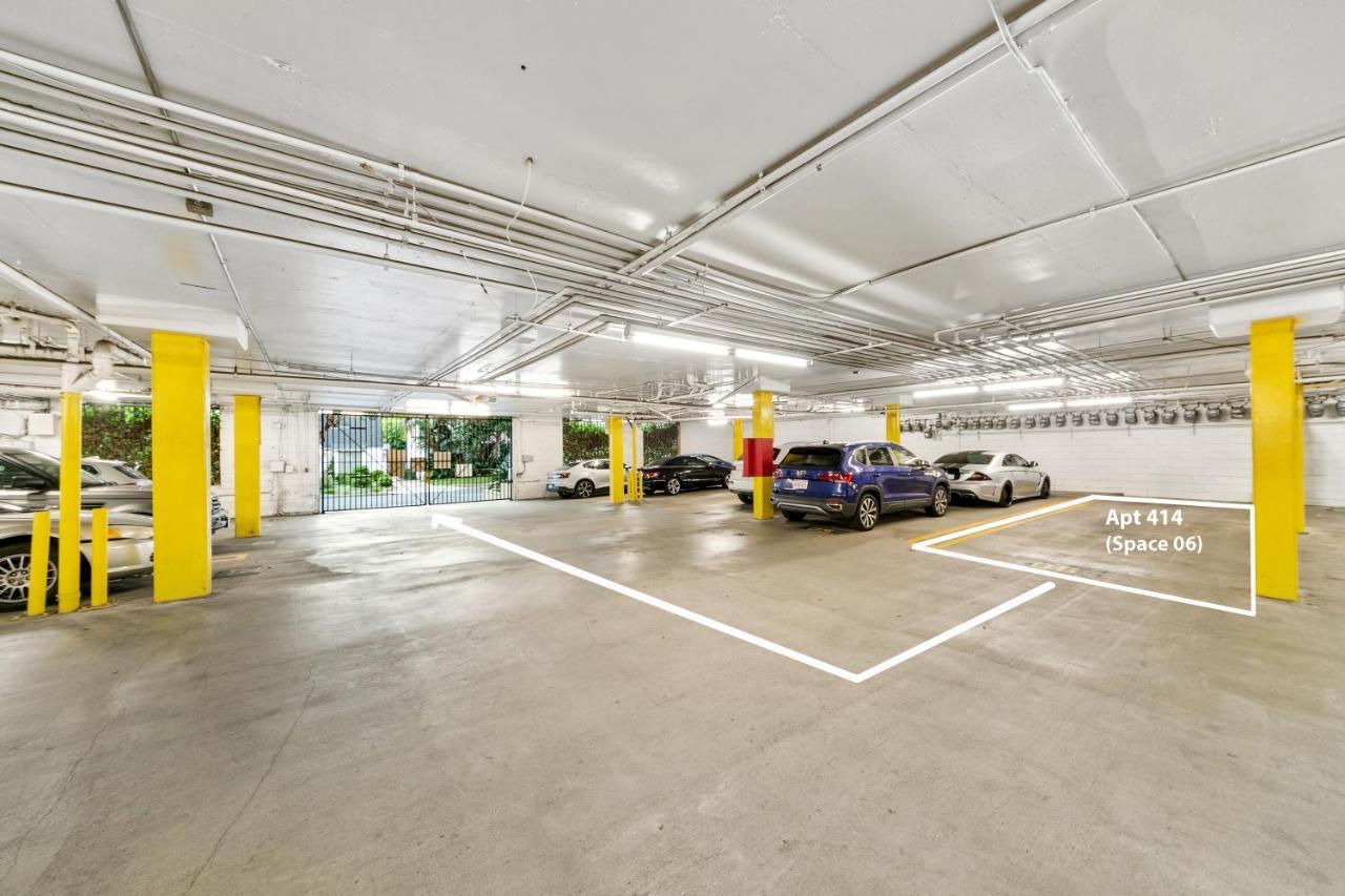 Beverly Hills 2 Bed 2 Bath Penthouse With Den And Parking 414 Los Angeles Exterior foto